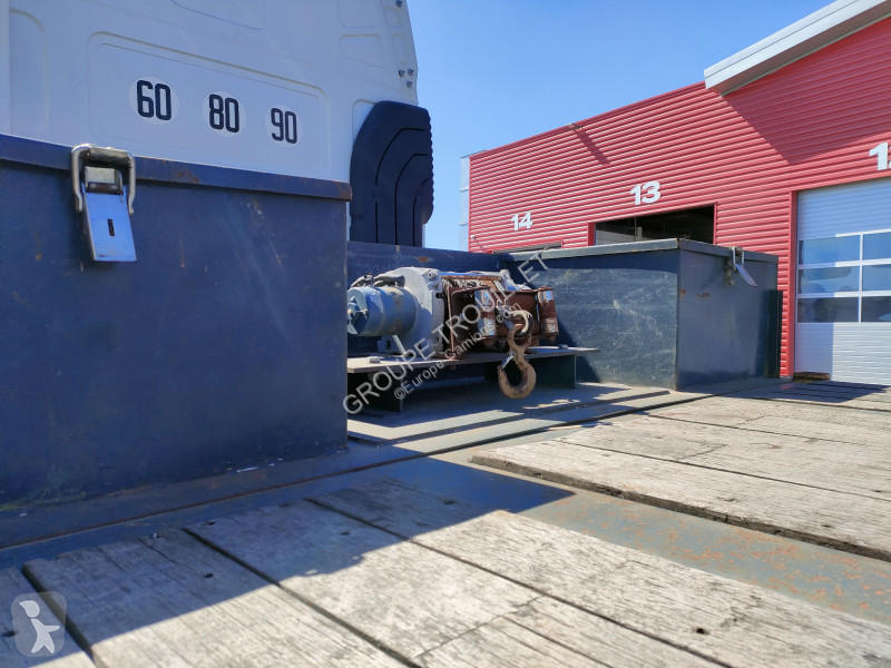 نصف مقطورة Trouillet 38 TONNES PORTE-ENGINS