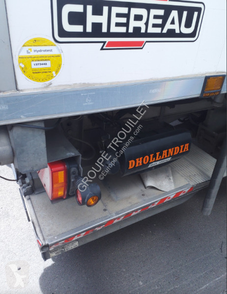 Semitrailer Trouillet FRIGO 38 TONNES HAYON...