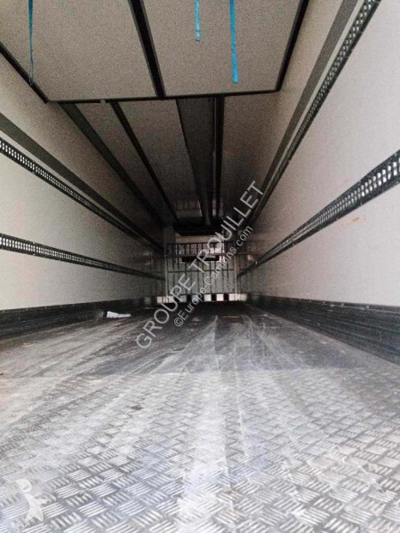 نصف مقطورة Trouillet 38 TONNES CAISSE CHEREAU...