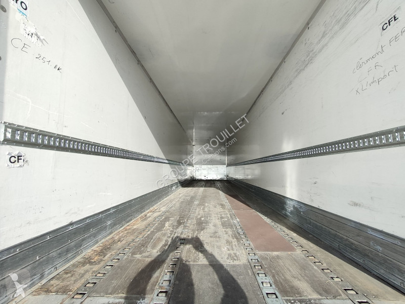 نصف مقطورة Trouillet 27 TONNES FRET AERIEN 2...