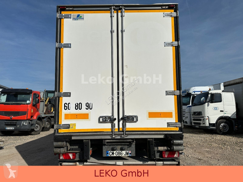نصف مقطورة Fruehauf Frigo Semi 38T Vector...