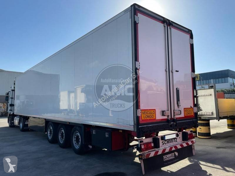 Semitrailer Schmitz Cargobull SCB-S3B 3 EIXOS...