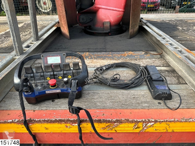 Semitrailer Lecitrailer open laadbak Fassi, Remote