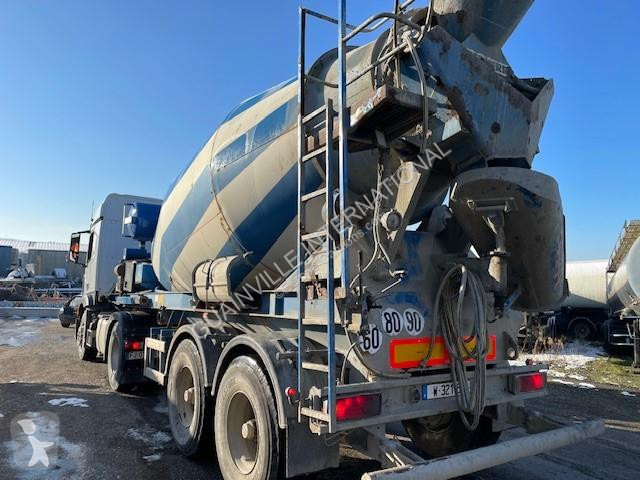 Semitrailer Müller-Mitteltal