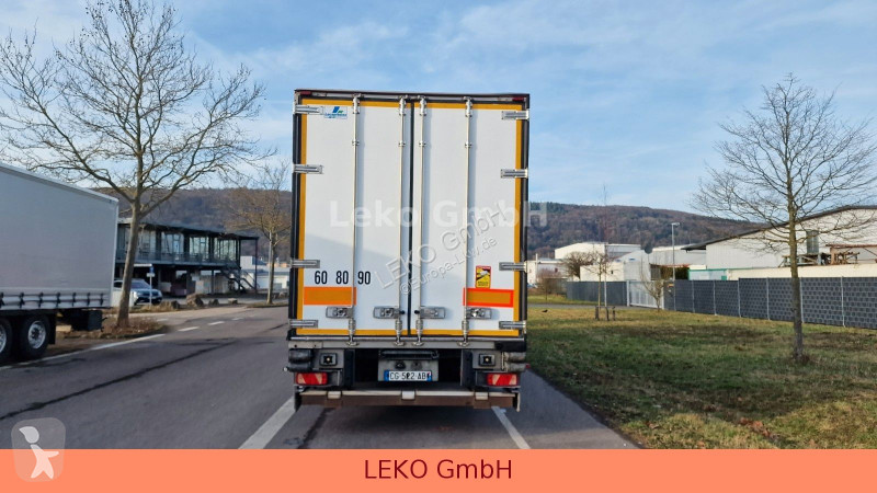 نصف مقطورة Fruehauf Frigo Semi 38T Vector...
