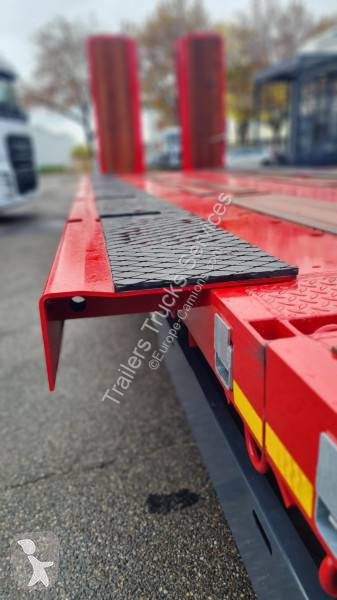 Semitrailer Nooteboom Plateau Porte Matériel