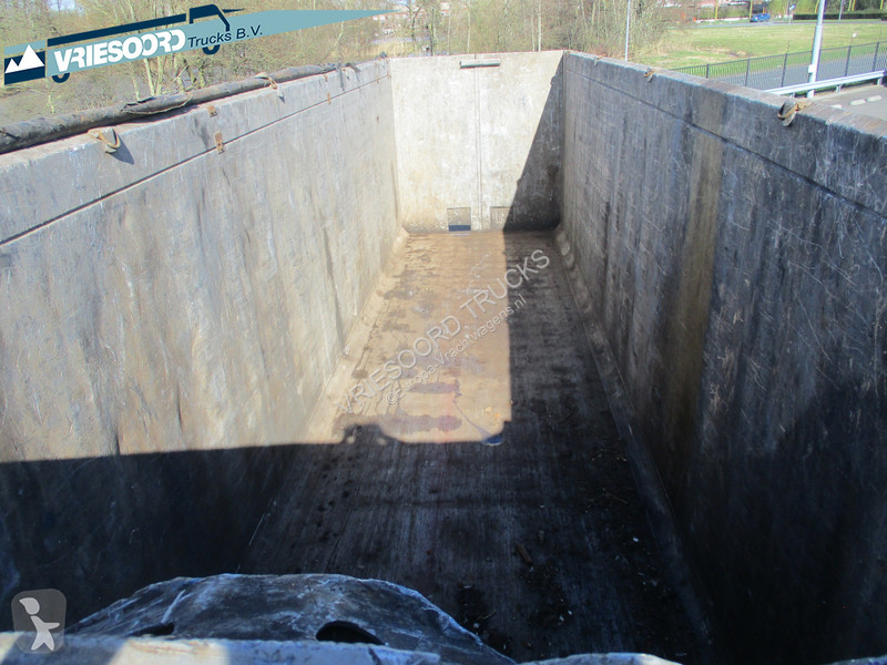 Semiremorca Benalu bencere / 67 m3