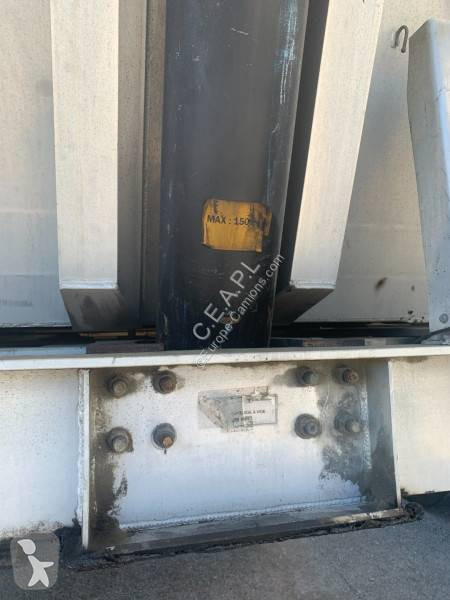 Semitrailer Total Trailers