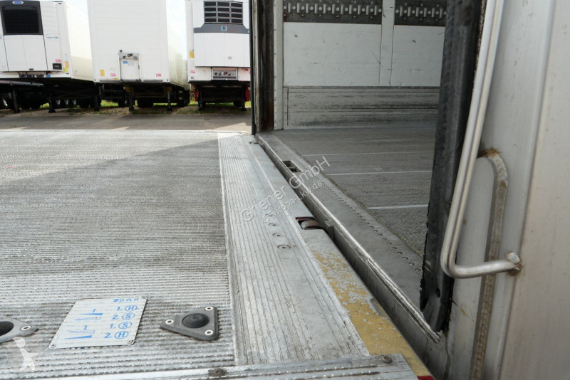 Semirremolque Schmitz Cargobull 18 /CITY/LBW...