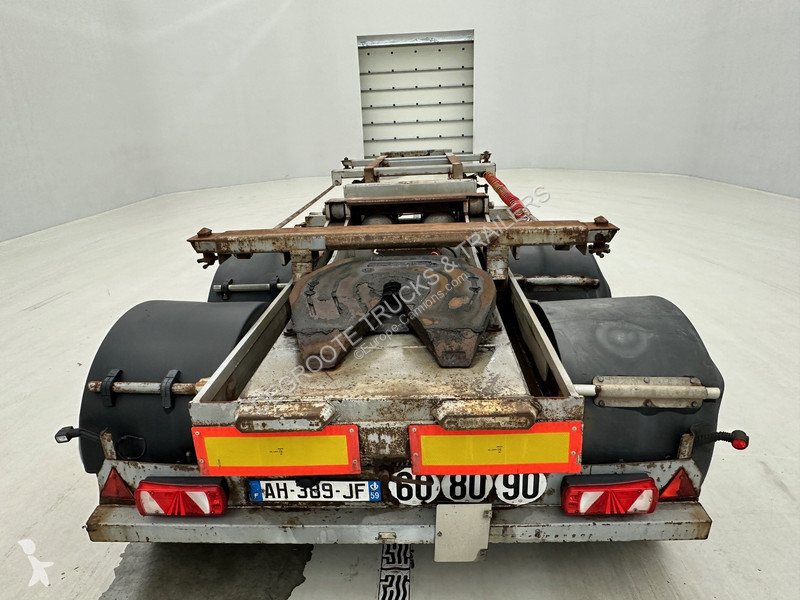 Semiremorca Asca Bi-train skelet 20 ft