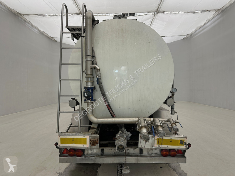 Semiremorca  Tank 31000 L