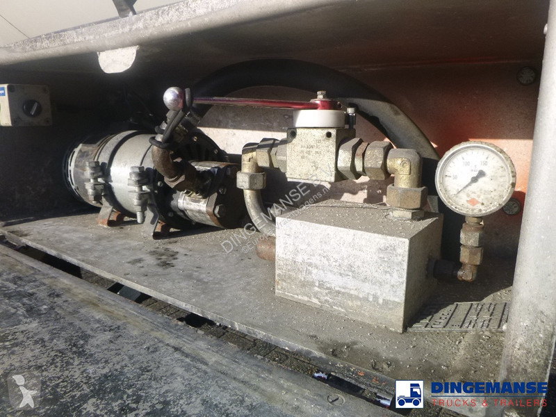 Semi reboque Feldbinder Powder tank alu 63 m3...