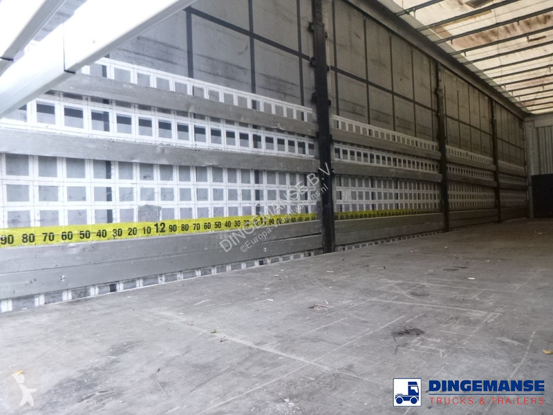 Semitrailer Kässbohrer Curtain side Mega...