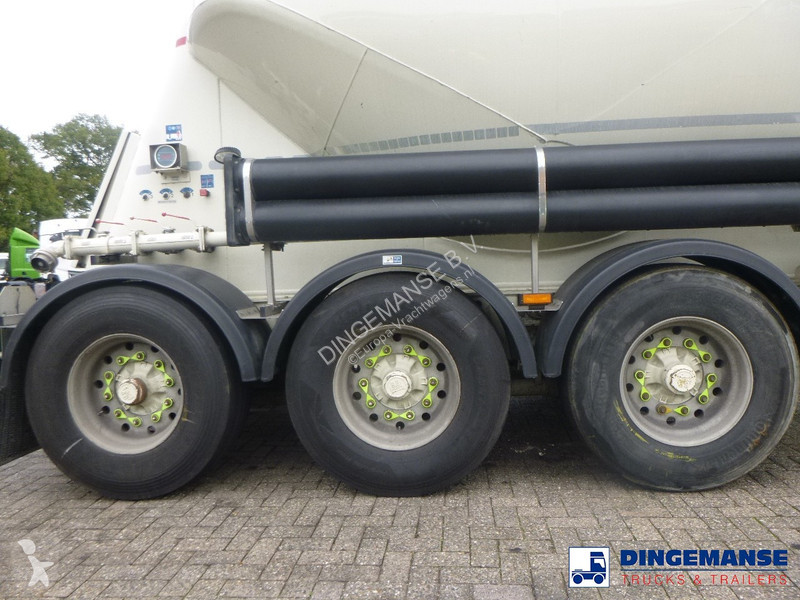Semiremorca Feldbinder Powder tank alu 40 m3 /...