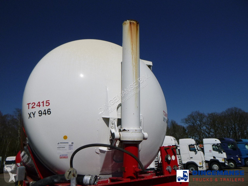 Semi reboque Feldbinder Powder tank alu 60 m3...