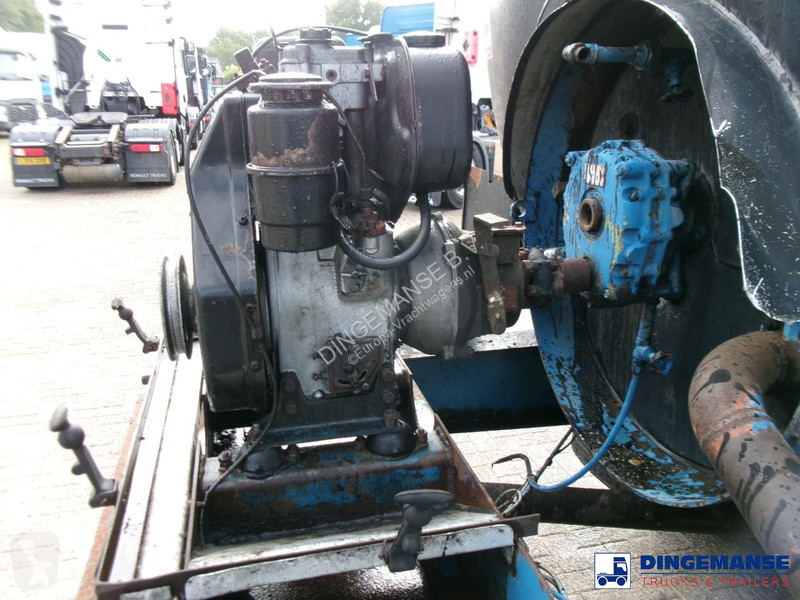 Semi remorque Fruehauf Bitumen tank inox 31 m3...