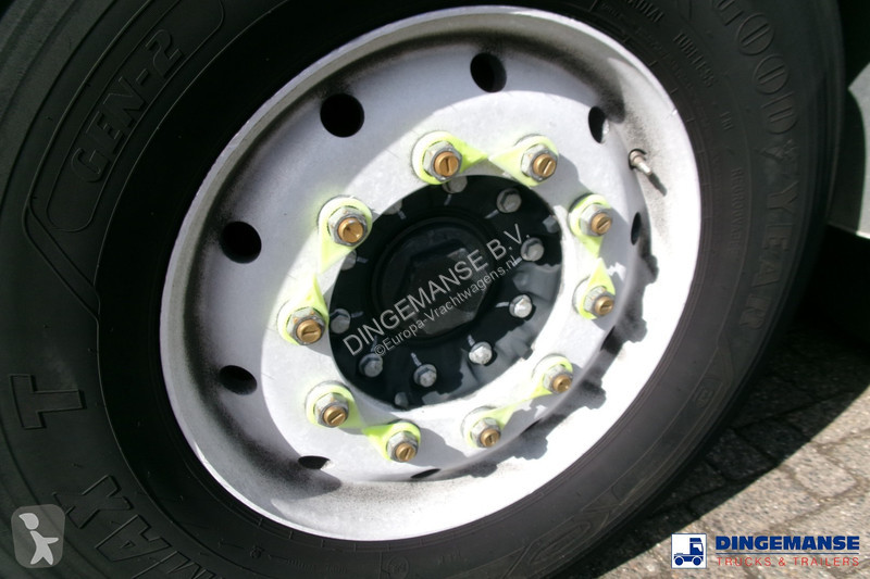 Semiremorca LAG Fuel tank alu 44.5 m3 / 6 comp...