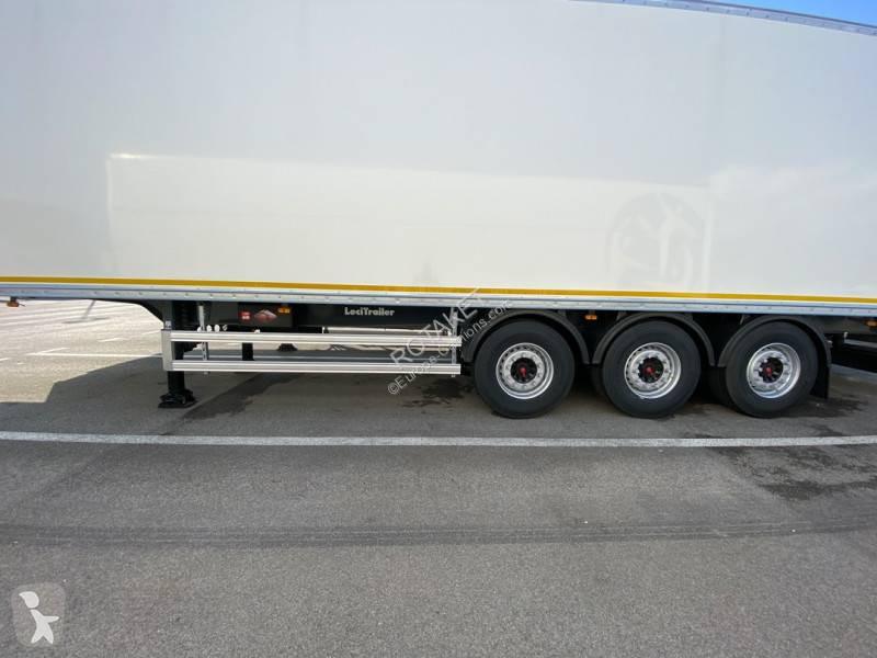 Semitrailer Lecitrailer Fourgon DISPO