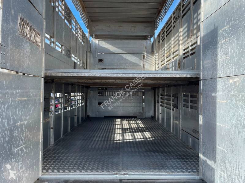 Semitrailer Pezzaioli 3 étages - 3 compartiments