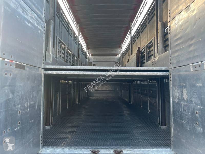 Semitrailer Pezzaioli 3 étages - 2 compartiments