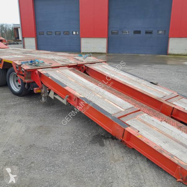 Semitrailer Louault 3 essieux porte engin