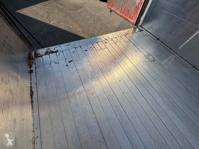 Oplegger  K100 92M3 Cargo Floor SAF...