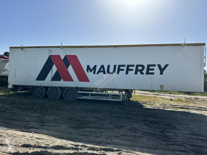 Semitrailer Benalu  Fond mouvant