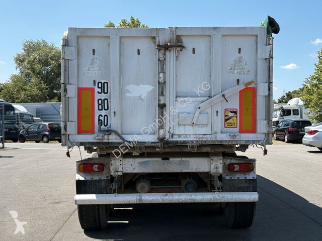 Semitrailer Benalu...