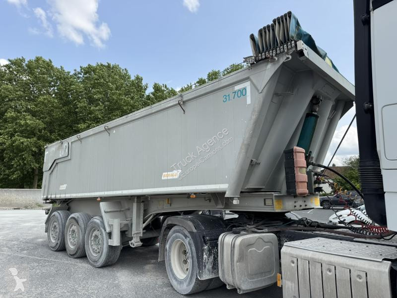 Semitrailer Benalu