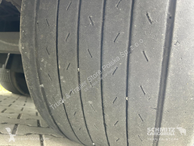 Semitrailer Wielton Schiebeplane Mega