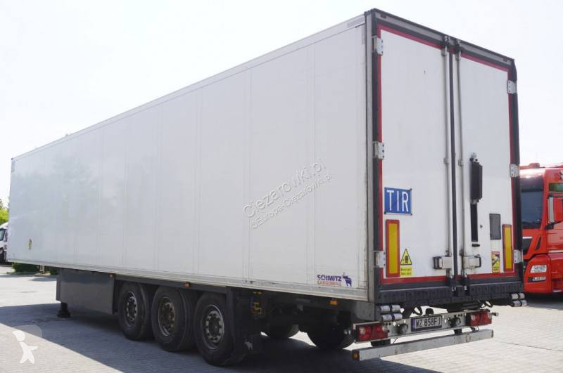 Semitrailer Schmitz Cargobull refrigerated...