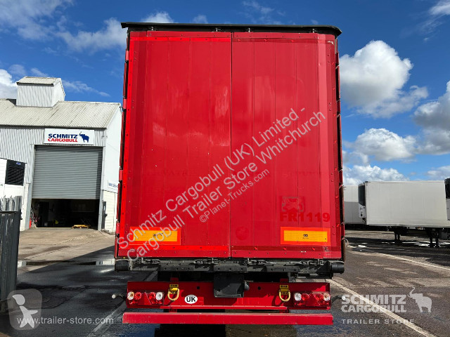 نصف مقطورة Schmitz Cargobull Curtainsider...