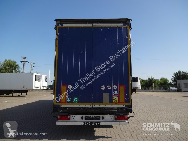 Semirimorchio Schmitz Cargobull Curtainsider...
