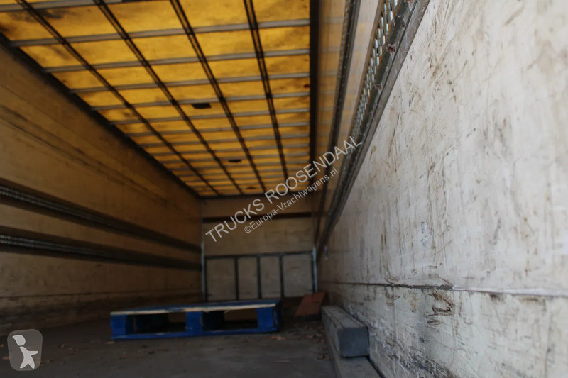 Semiremorca Tracon Uden 2x alu axle + lift