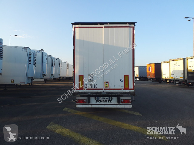 Semitrailer Schmitz Cargobull Semitrailer...