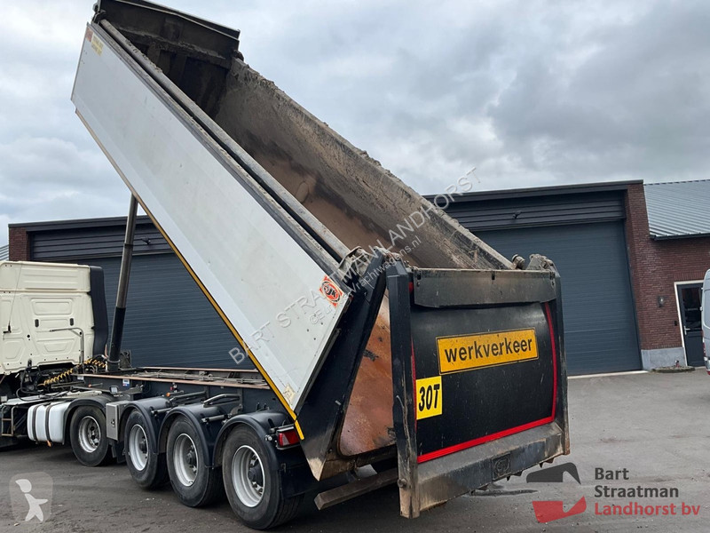 Semiremorca AJK N/A 3 assen 9 Ton Geisoleerde...