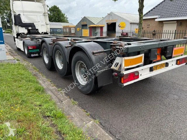 Semitrailer Pacton Containerchassis 20/30ft 2...