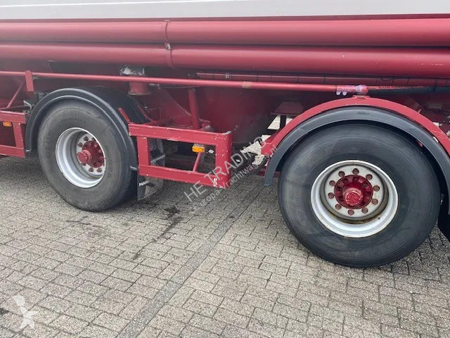Semiremorca Volvo met Wijnveen silo oplegger 24...