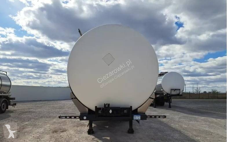 Semitrailer Wielton 36 t food cistern / 3 chambers