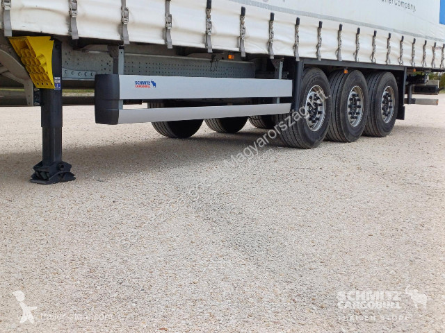 Sættevogn Schmitz Cargobull Curtainsider Standard