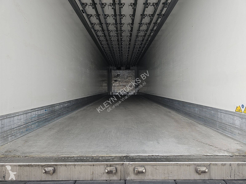Semitrailer Schmitz Cargobull 24 EURO MEATRAIL...