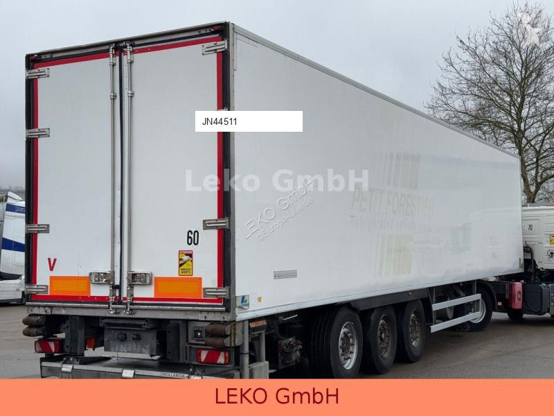 Semitrailer Fruehauf FST 4 FC Mit Carrier Vic...