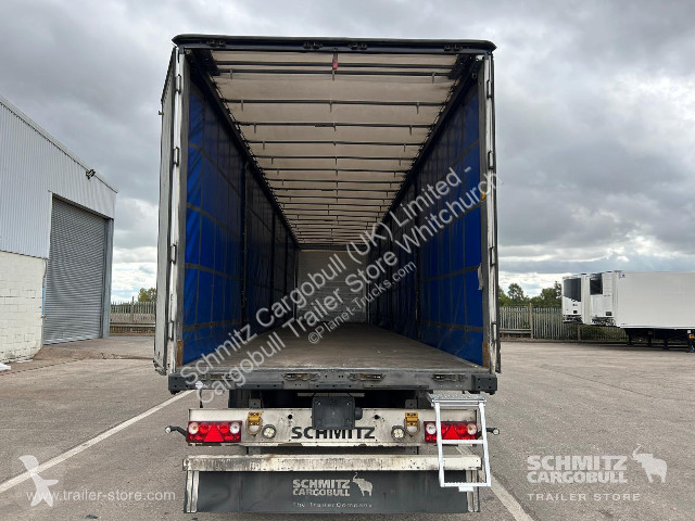 نصف مقطورة Schmitz Cargobull Curtainsider...