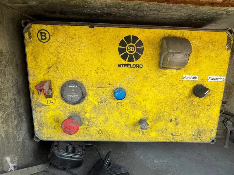 Oplegger Steelbro S320 Container Sideloader...