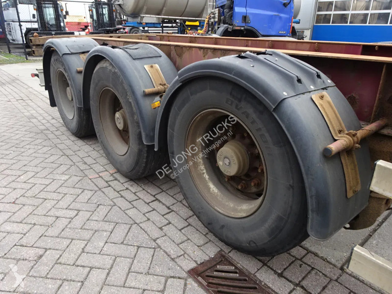 Semitrailer Renders Renders Container Chassis /...