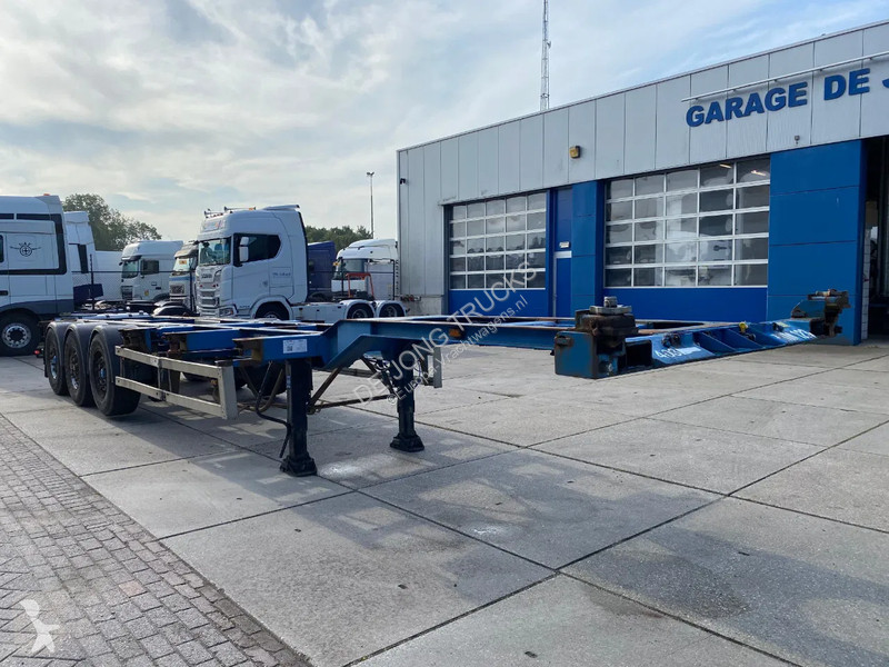 Semiremorca Renders Container chassis /...