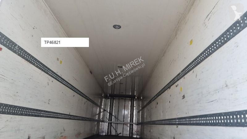 Semiremorca Tracon Uden