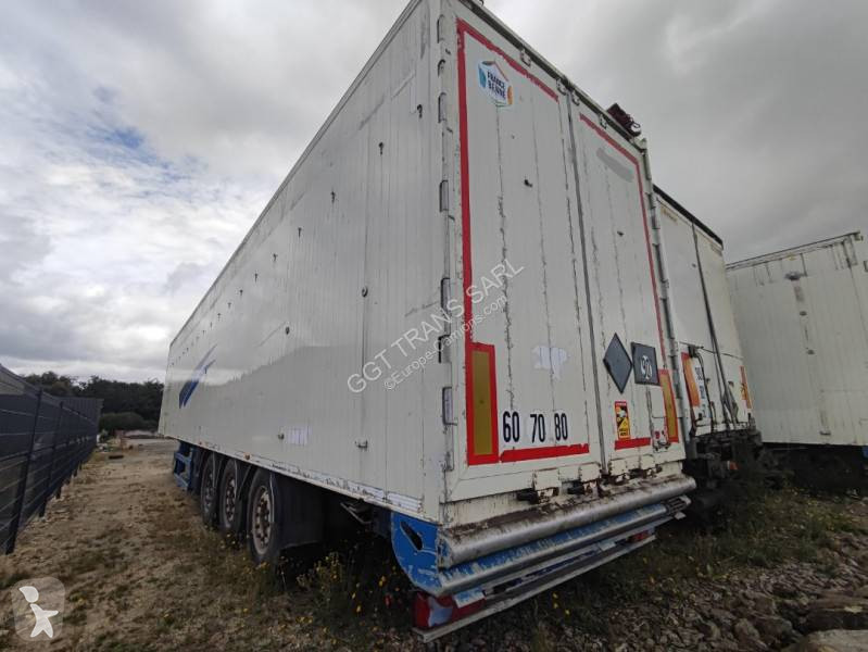 Semitrailer Benalu