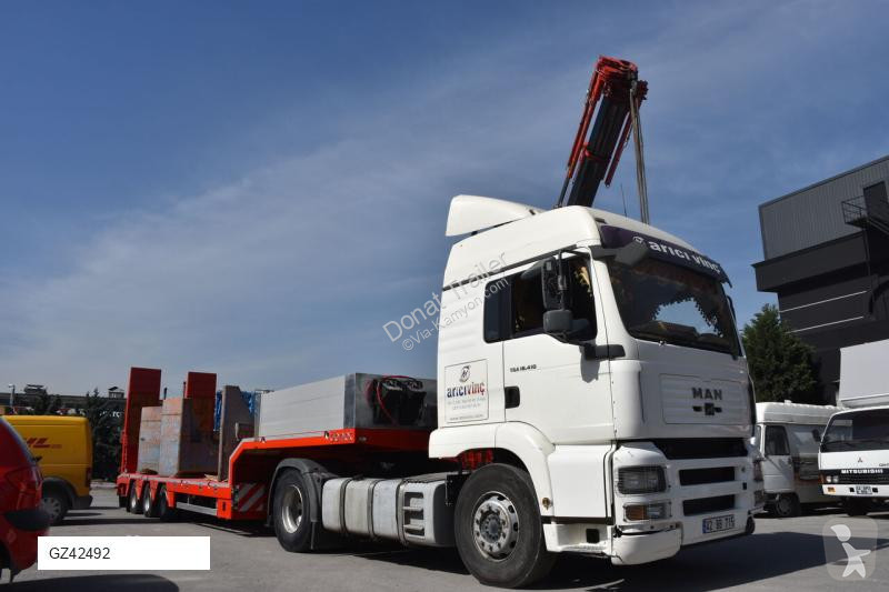 Semiremorca Donat 3 axle heavy duty lowbed