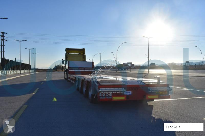 Oplegger Donat 4 axle lowbed without ramps -...